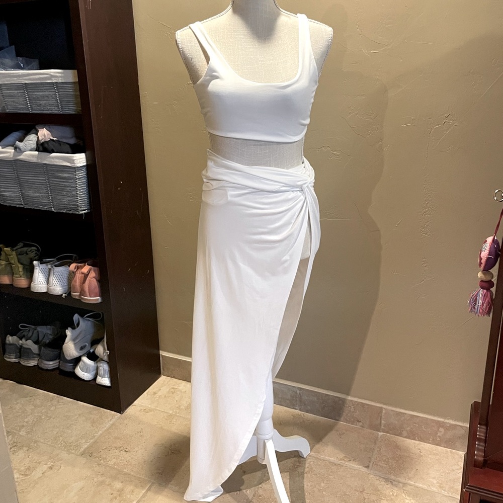 Two piece white crop top & skirt with high slit